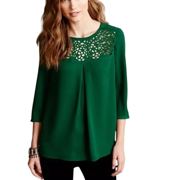 HD in Paris Anthropologie Dara Blouse Laser Cut Boho Twee Kelly Green Women 6 - Picture 1 of 13